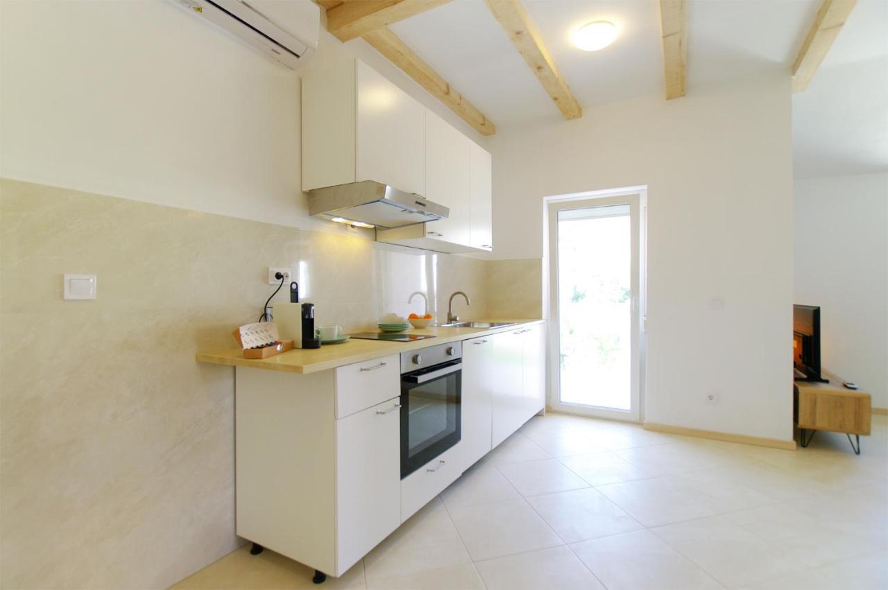 Apartmani Porat Sali Exteriör bild
