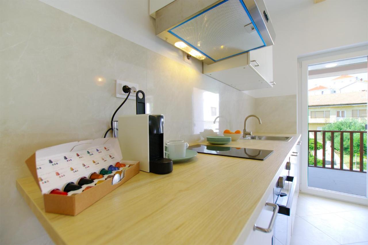 Apartmani Porat Sali Exteriör bild
